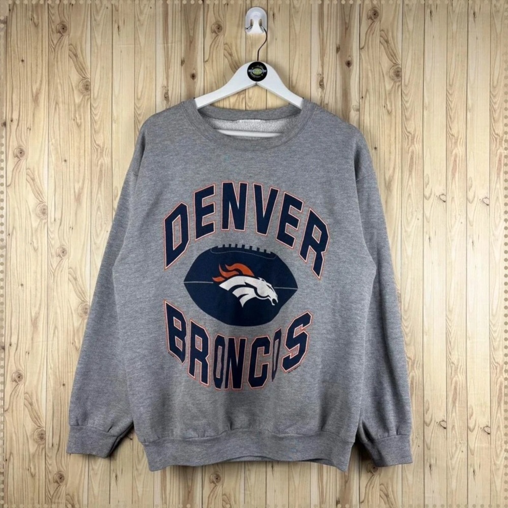 Denver Broncos Gray Crewneck Sweater